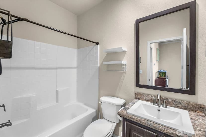 Property photo for 8635 Sequioa Court Se, Yelm photo 15