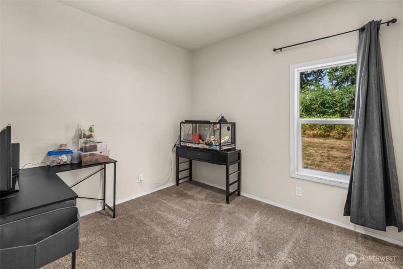 Property photo for 8635 Sequioa Court Se, Yelm photo 16