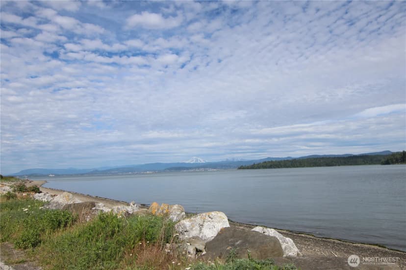Property photo for 2095 Postal Avenue, Bellingham photo 27