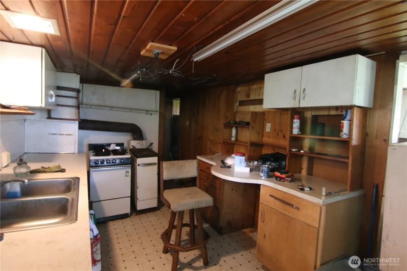 Property photo for 2095 Postal Avenue, Bellingham photo 19