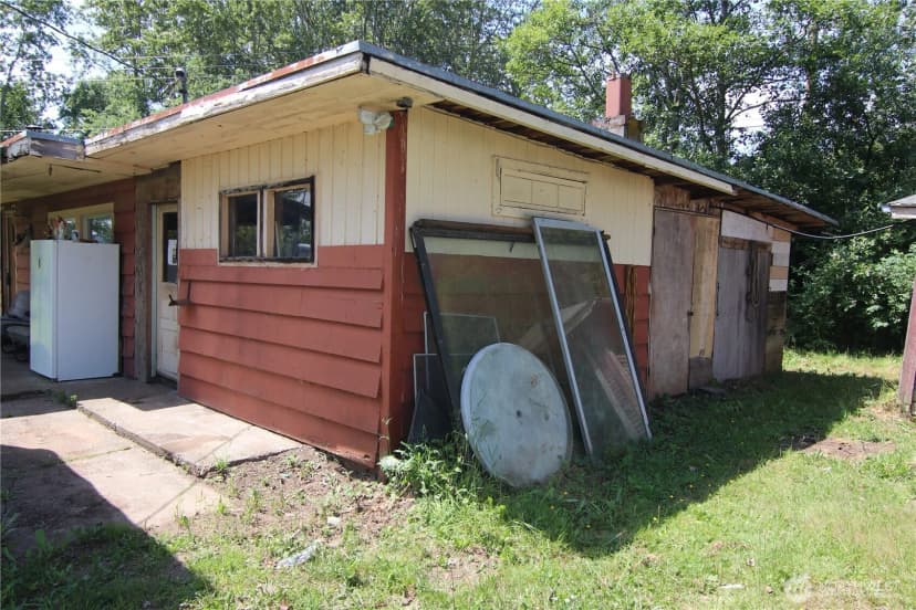 Property photo for 2095 Postal Avenue, Bellingham photo 6