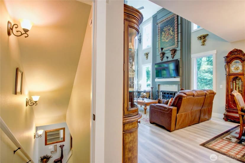 Property photo for 3 Topper Drive, Bellingham photo 26
