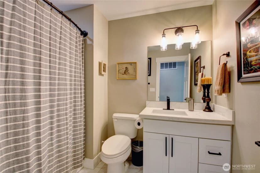 Property photo for 3 Topper Drive, Bellingham photo 36