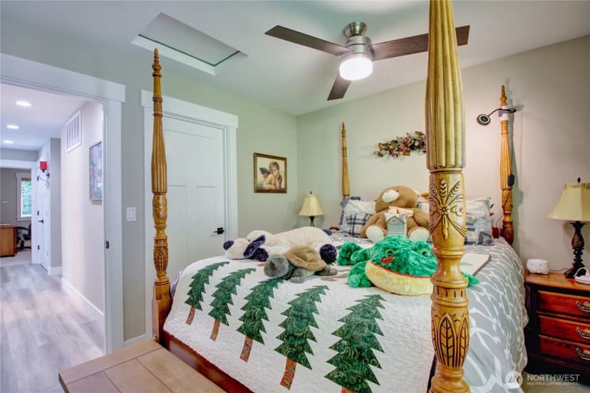 Property photo for 3 Topper Drive, Bellingham photo 37