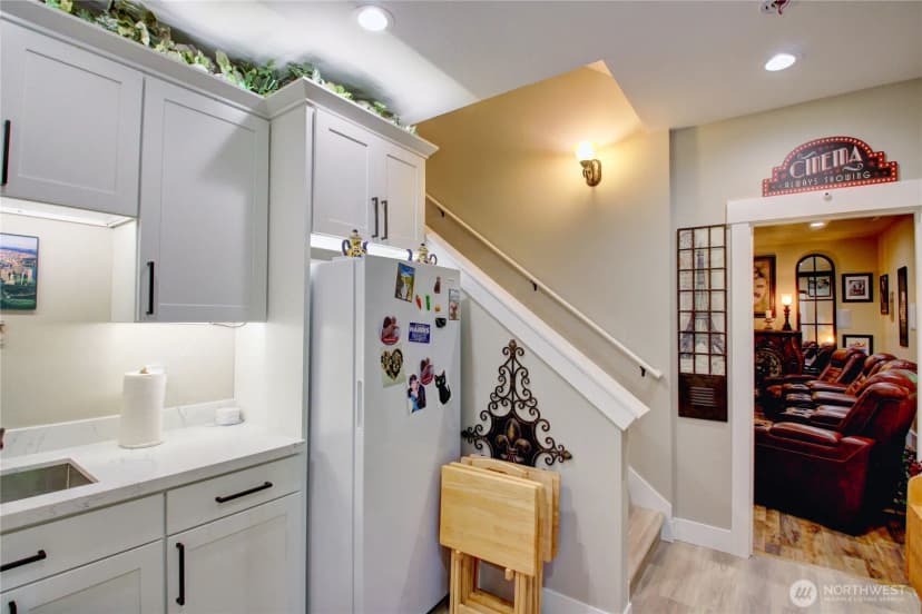 Property photo for 3 Topper Drive, Bellingham photo 28
