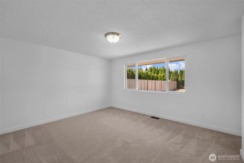 Property photo for 9214 46th Drive Ne, Marysville photo 17