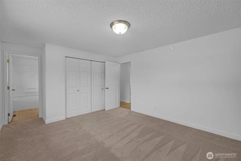 Property photo for 9214 46th Drive Ne, Marysville photo 18