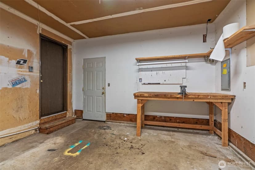 Property photo for 513 Sw Diane Street, Castle Rock photo 24
