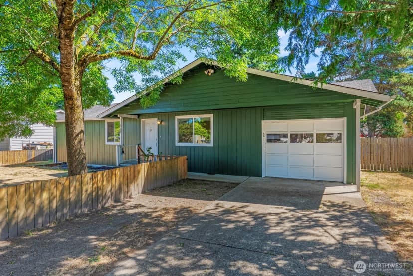 Property photo for 513 Sw Diane Street, Castle Rock photo 2