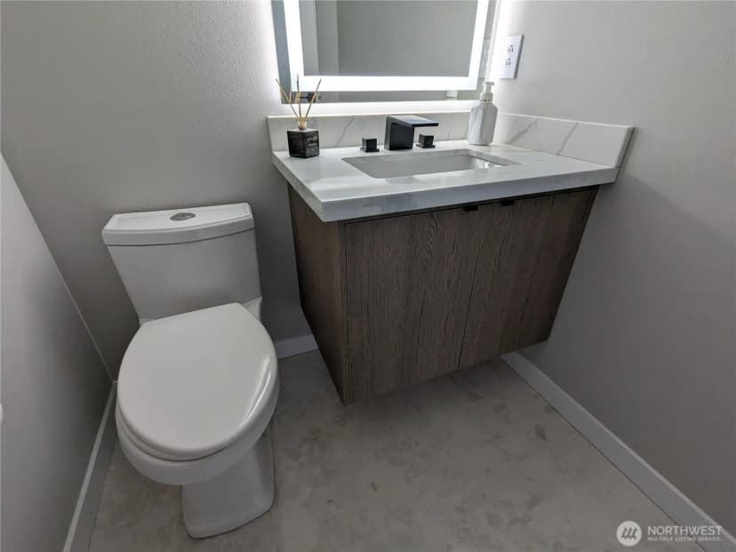 Property photo for 17604 Muirfield Court, Arlington photo 11