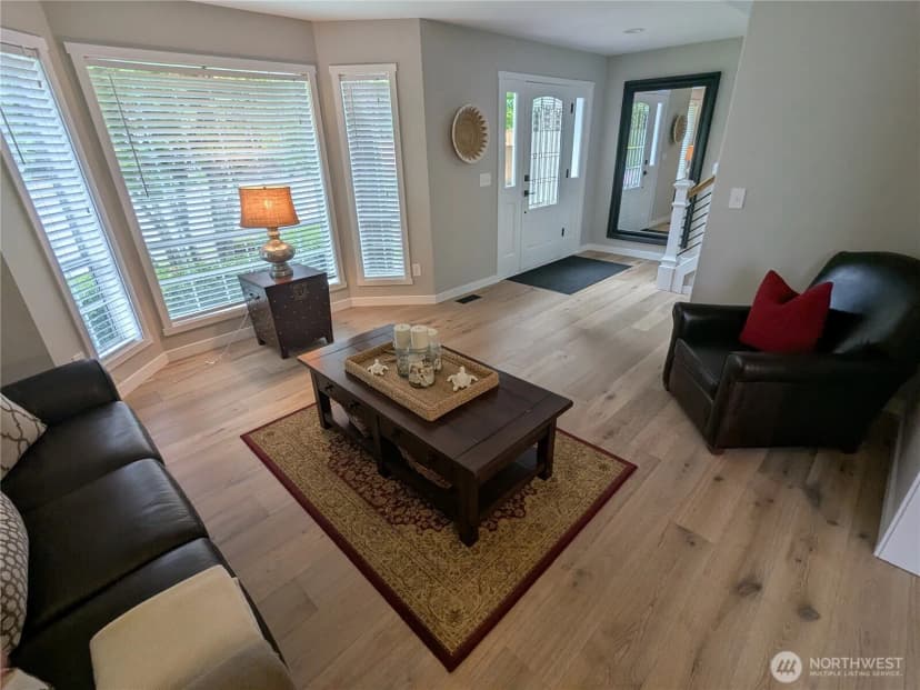 Property photo for 17604 Muirfield Court, Arlington photo 6