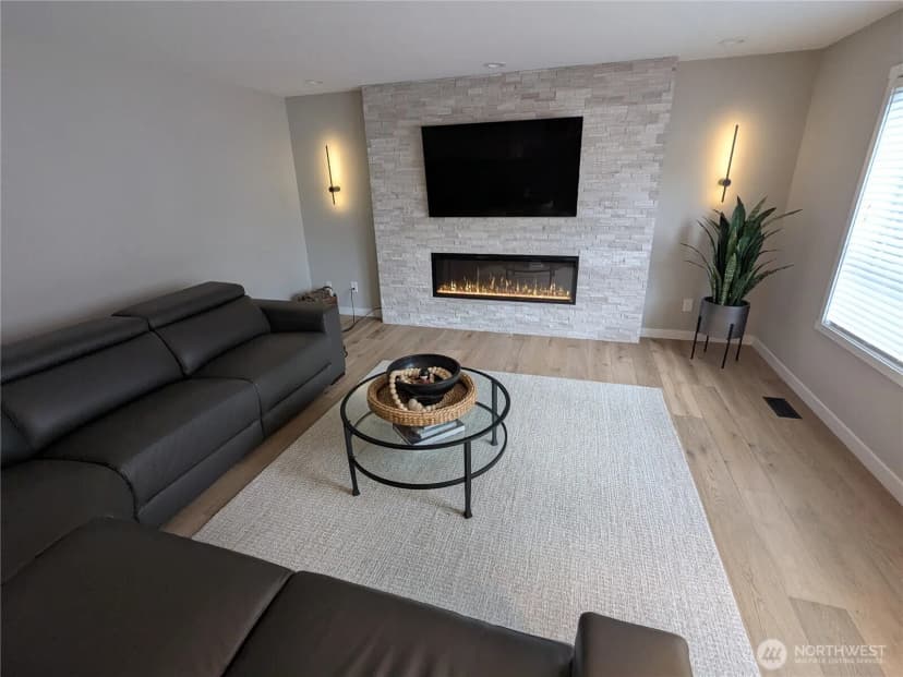 Property photo for 17604 Muirfield Court, Arlington photo 19