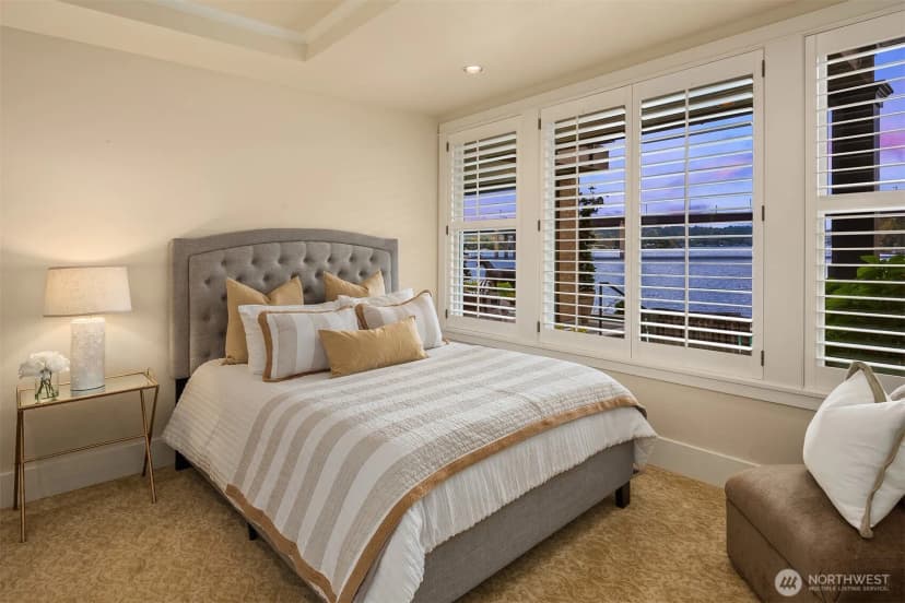 Property photo for 16 Enatai Drive, Bellevue photo 31