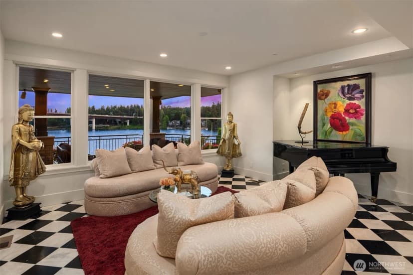 Property photo for 16 Enatai Drive, Bellevue photo 12