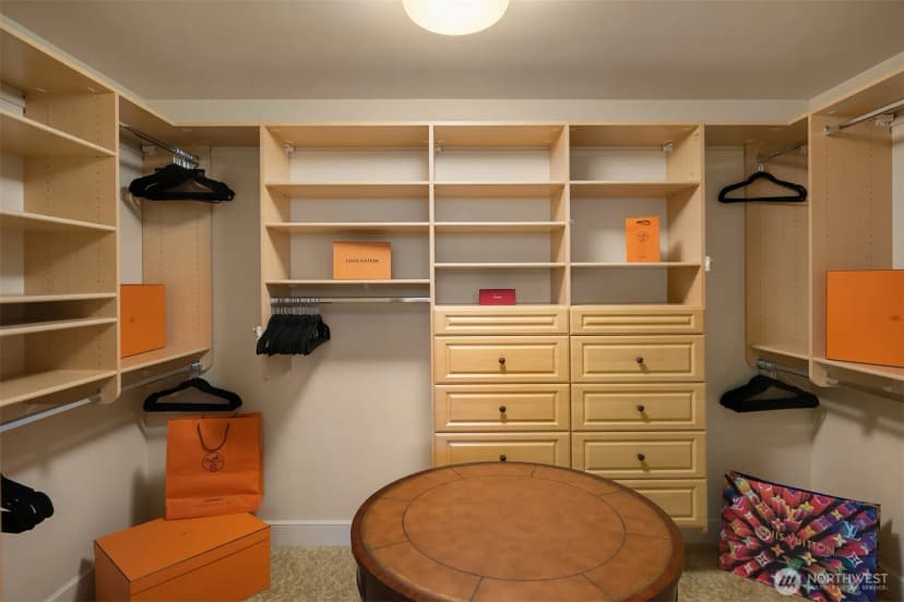 Property photo for 16 Enatai Drive, Bellevue photo 28
