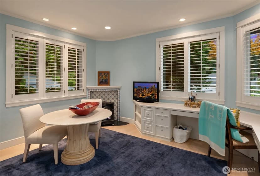 Property photo for 16 Enatai Drive, Bellevue photo 20