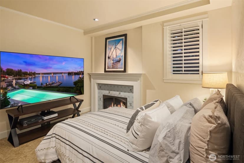 Property photo for 16 Enatai Drive, Bellevue photo 32