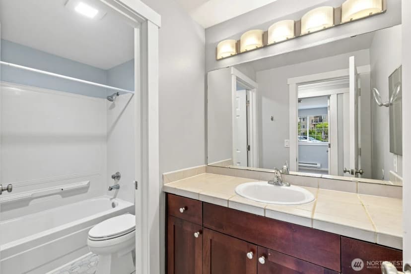 Property photo for 1814 S 286th Lane #p101, Federal Way photo 15