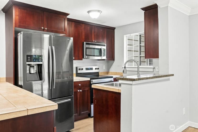 Property photo for 1814 S 286th Lane #p101, Federal Way photo 9