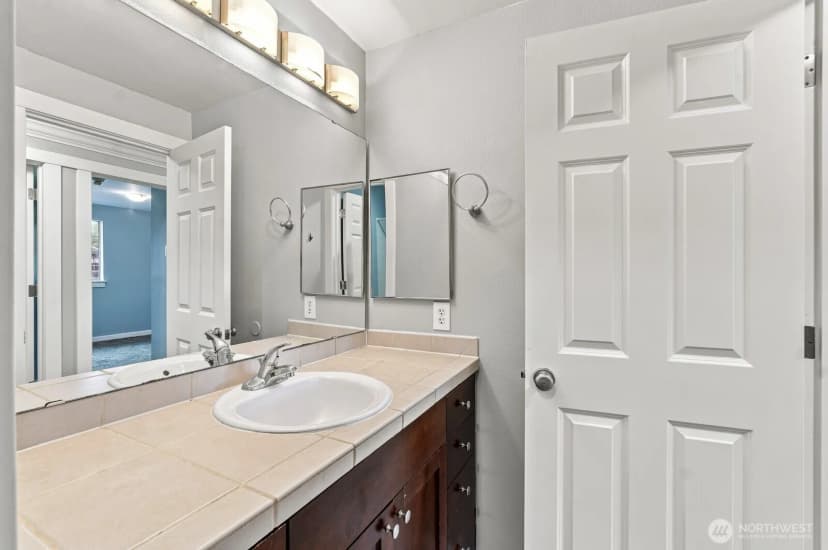 Property photo for 1814 S 286th Lane #p101, Federal Way photo 16