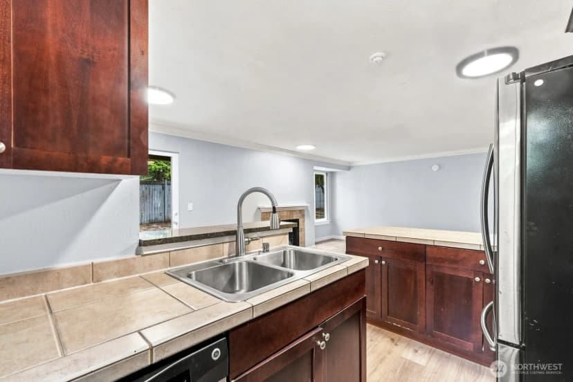 Property photo for 1814 S 286th Lane #p101, Federal Way photo 11