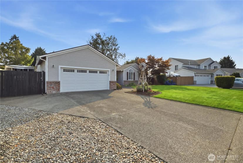 Property photo for 21802 114th Street E, Bonney Lake photo 3