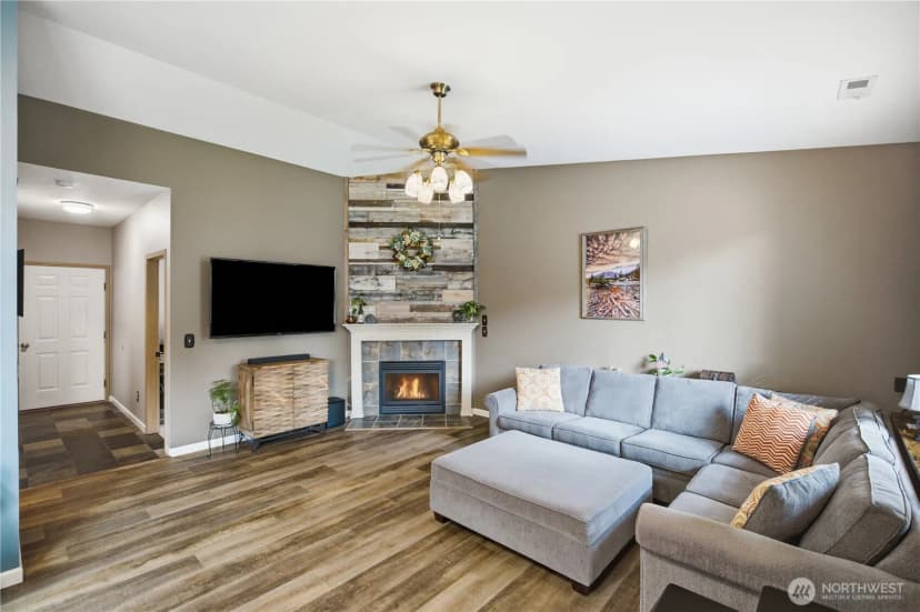 Property photo for 21802 114th Street E, Bonney Lake photo 16