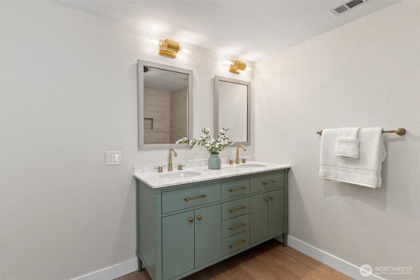 Property photo for 5025 45th Avenue Se, Lacey photo 23