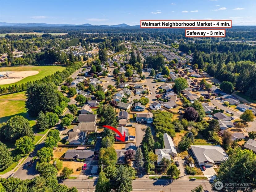Property photo for 5025 45th Avenue Se, Lacey photo 37