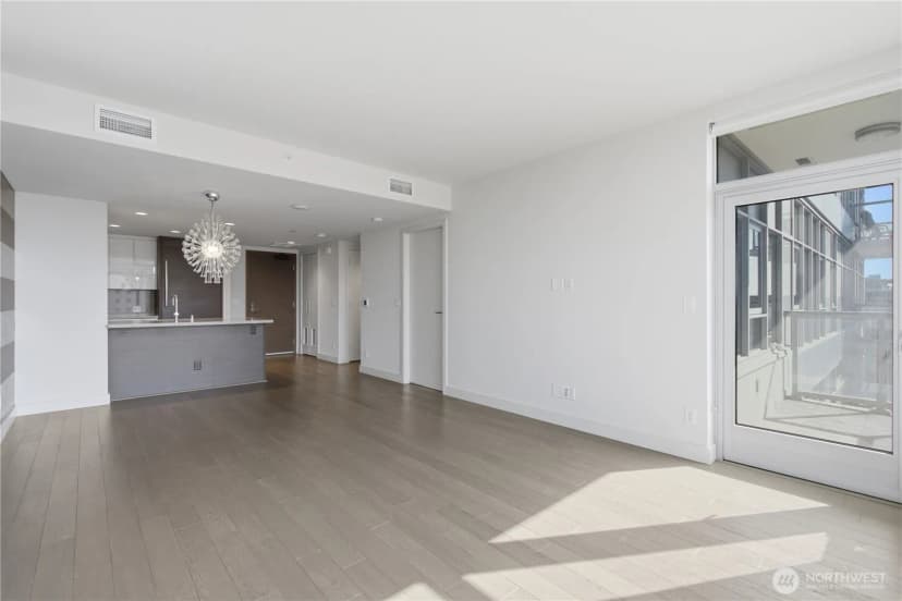 Property photo for 583 Battery Street #1505n, Seattle photo 16