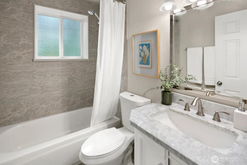 Property photo for 11213 Ne 112th St, Kirkland photo 17