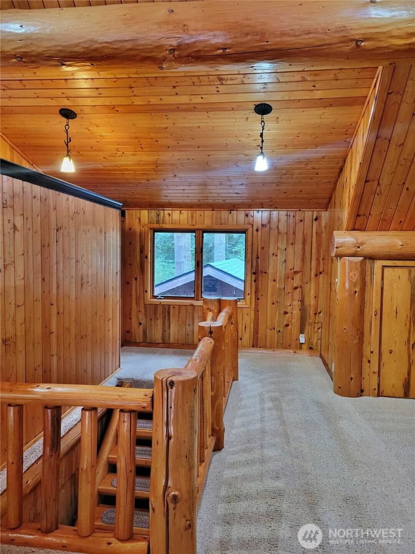 Property photo for 163 Eadon Road, Toledo photo 14