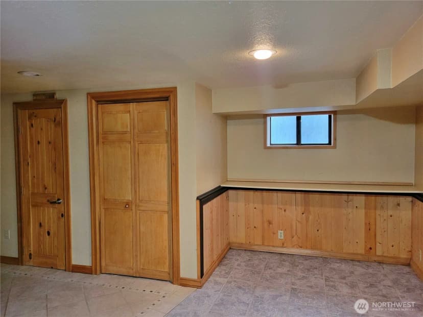 Property photo for 163 Eadon Road, Toledo photo 27