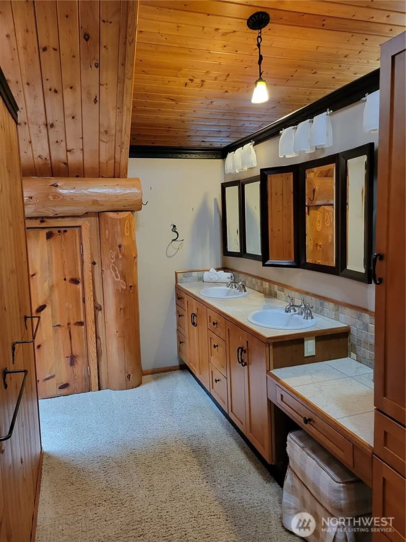 Property photo for 163 Eadon Road, Toledo photo 19
