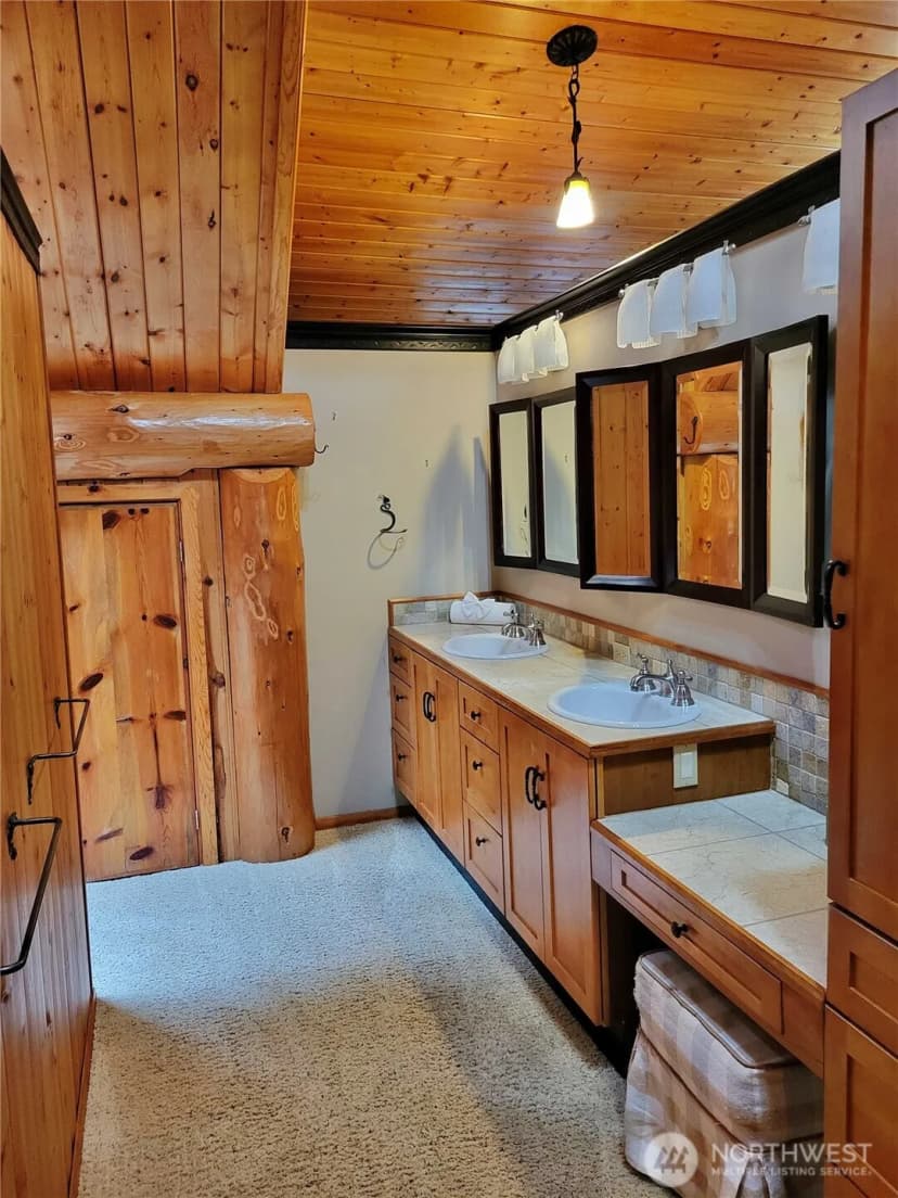 Property photo for 163 Eadon Road, Toledo photo 17