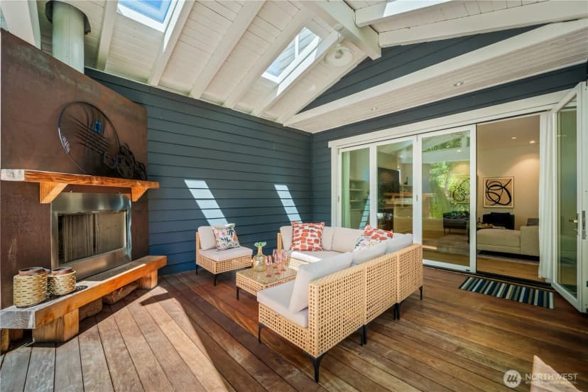 Property photo for 5027 48th Avenue Ne, Seattle photo 35