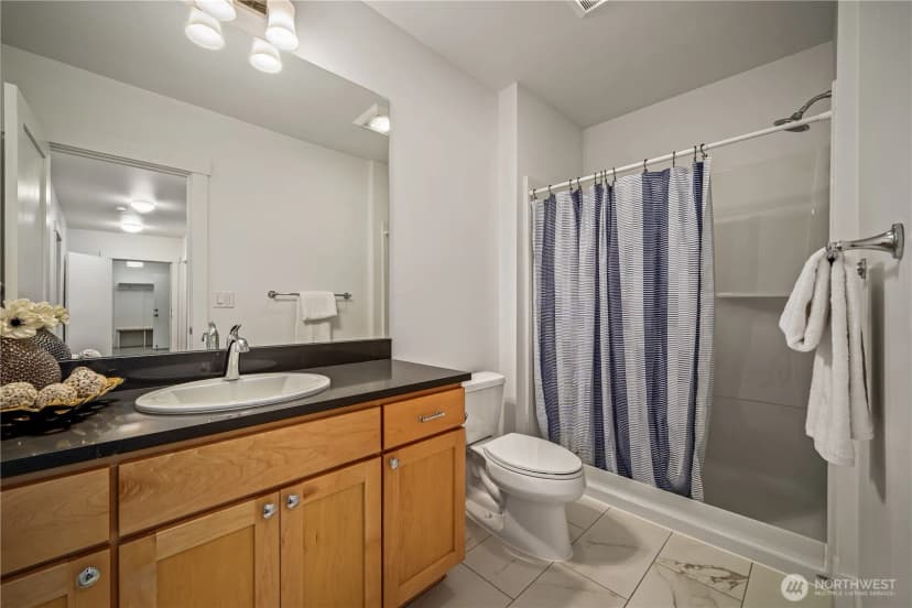 Property photo for 5027 48th Avenue Ne, Seattle photo 34