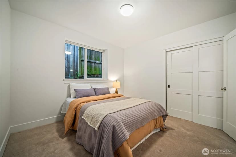 Property photo for 5027 48th Avenue Ne, Seattle photo 32