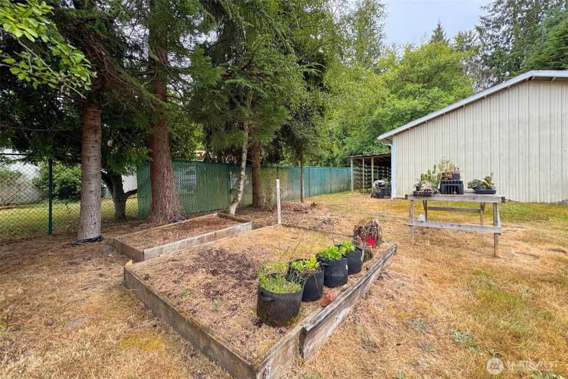 Property photo for 415 N Lees Creek Road, Port Angeles photo 29