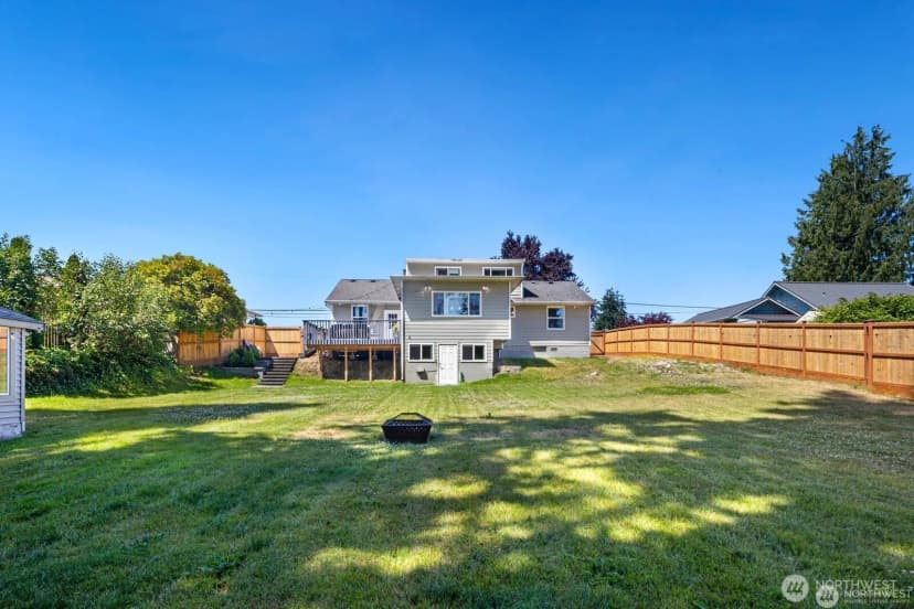 Property photo for 5011 Seahurst Avenue, Everett photo 34