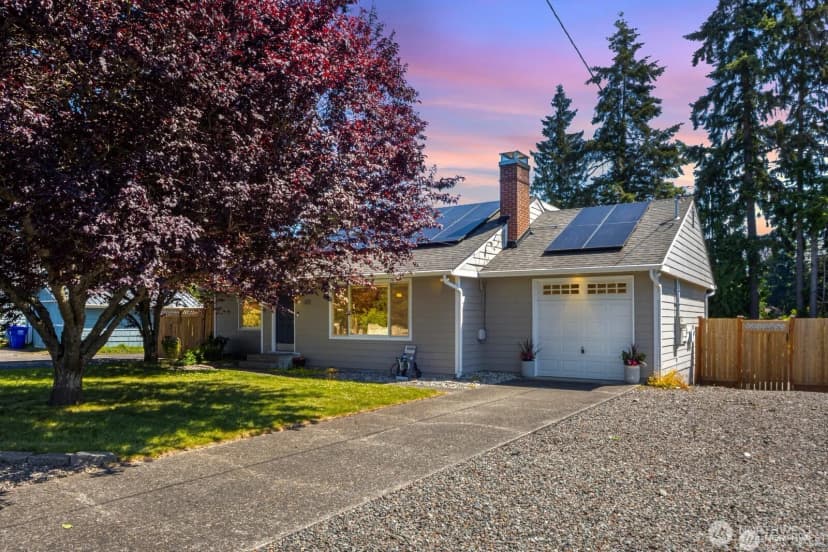 Property photo for 5011 Seahurst Avenue, Everett photo 35