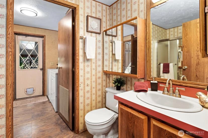 Property photo for 19701 128th Court Ne, Bothell photo 23
