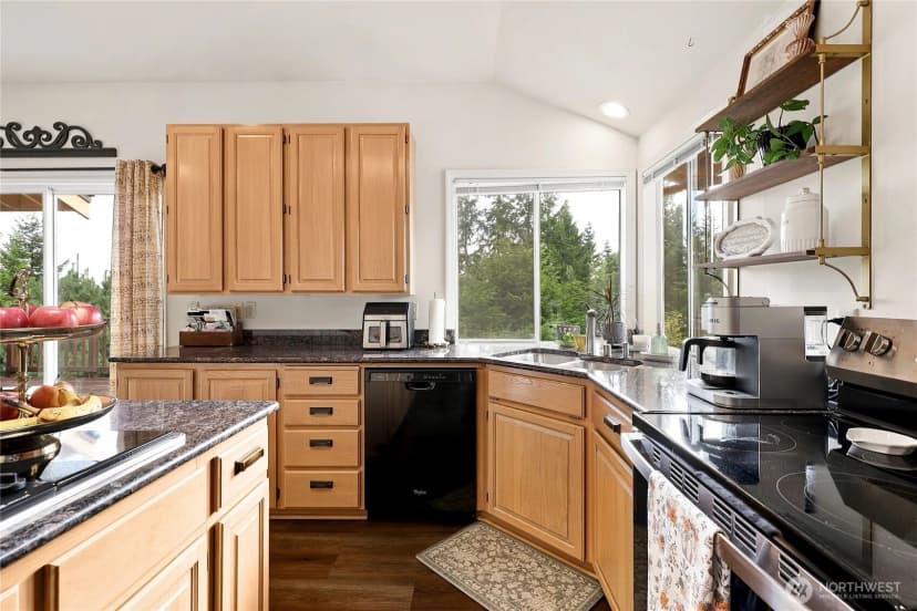 Property photo for 5440 Nw Eldorado Boulevard, Bremerton photo 12