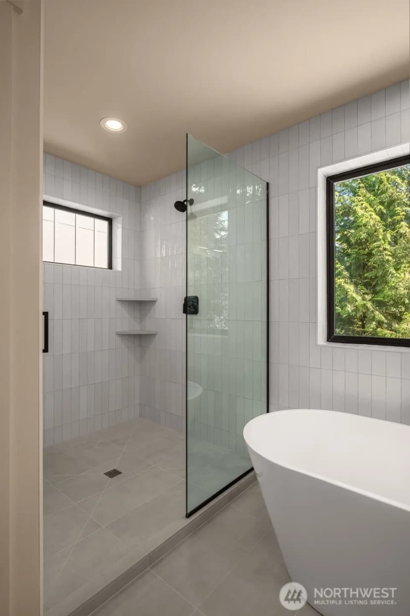 Property photo for 12908 Ne 70th Place, Kirkland photo 24