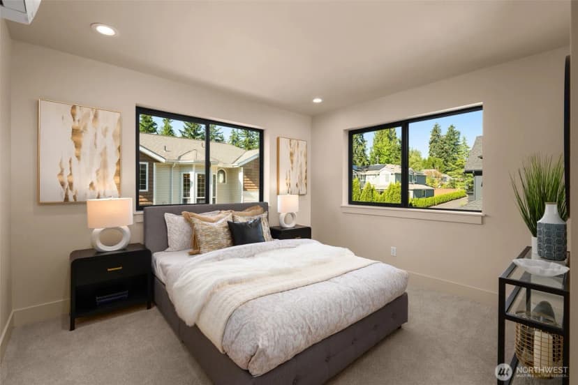 Property photo for 12908 Ne 70th Place, Kirkland photo 17