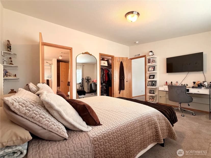Property photo for 2228 Tacoma Avenue, Bridgeport photo 18