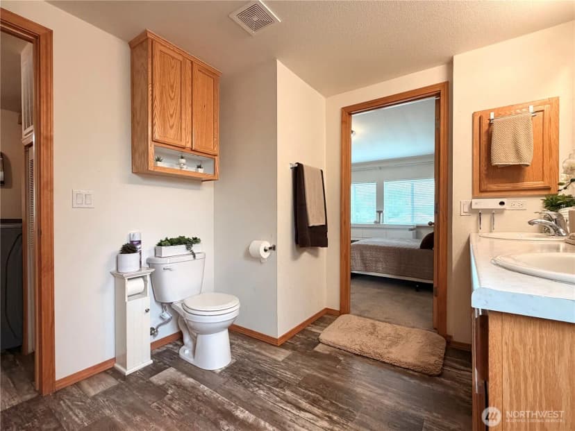 Property photo for 2228 Tacoma Avenue, Bridgeport photo 21