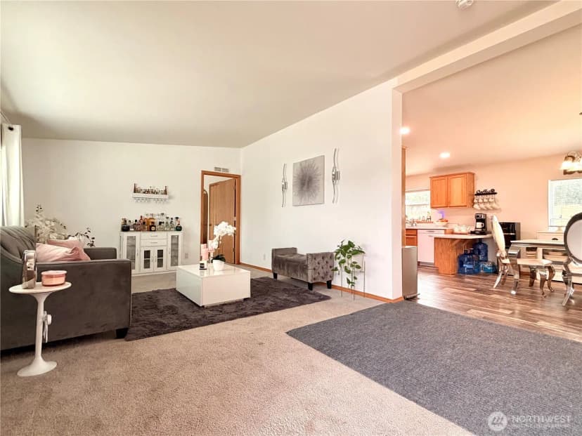 Property photo for 2228 Tacoma Avenue, Bridgeport photo 7