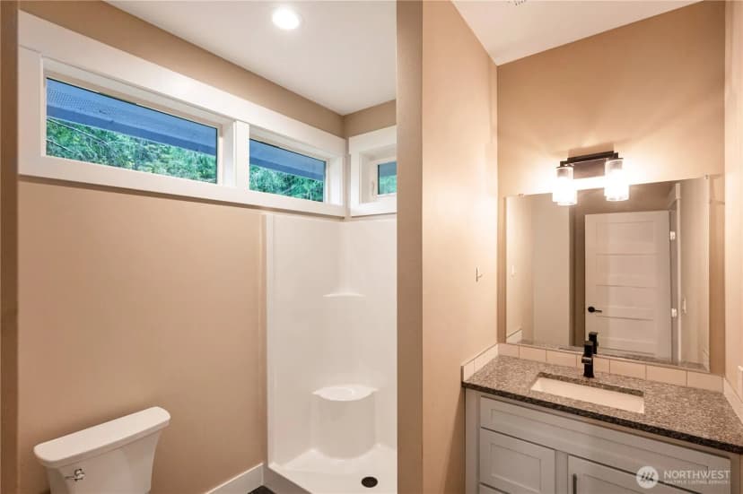 Property photo for 2307 Northshore Road, Bellingham photo 38
