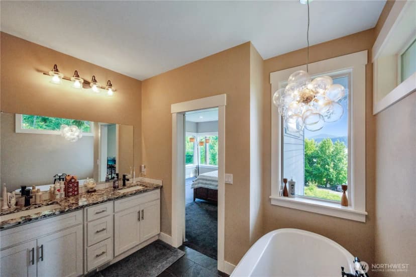 Property photo for 2307 Northshore Road, Bellingham photo 31